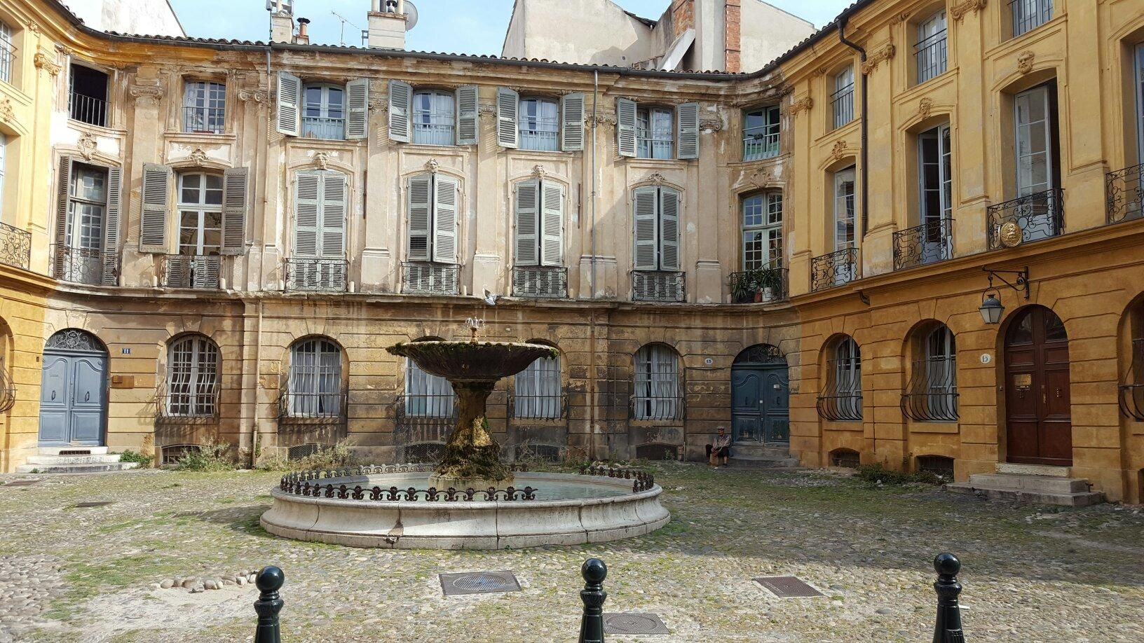 https://mdw-travel-data-us-east-1.s3.amazonaws.com/img/country/France/Musee-du-Vieil-Aix/img_02.jpg