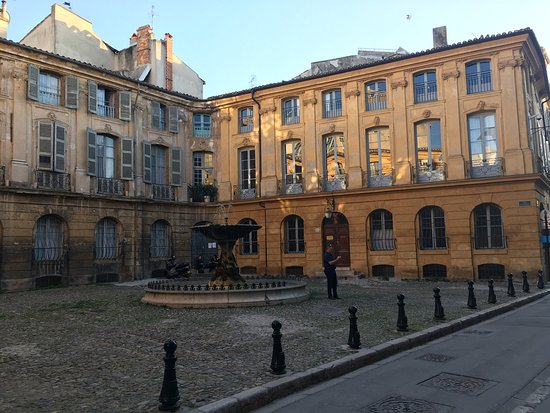 https://mdw-travel-data-us-east-1.s3.amazonaws.com/img/country/France/Musee-du-Vieil-Aix/img_03.jpg