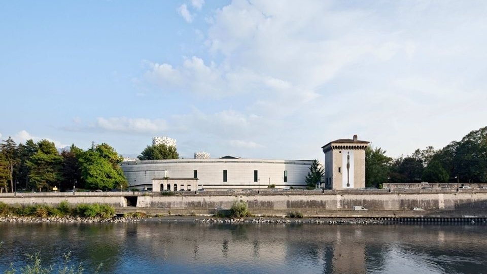 https://mdw-travel-data-us-east-1.s3.amazonaws.com/img/country/France/Museum-of-Grenoble/img_03.jpg