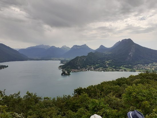 https://mdw-travel-data-us-east-1.s3.amazonaws.com/img/country/France/Natural-Reserve-of-Doussard/img_04.jpg