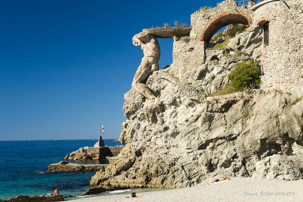 https://mdw-travel-data-us-east-1.s3.amazonaws.com/img/country/France/Neptune-Plage/img_01.jpg