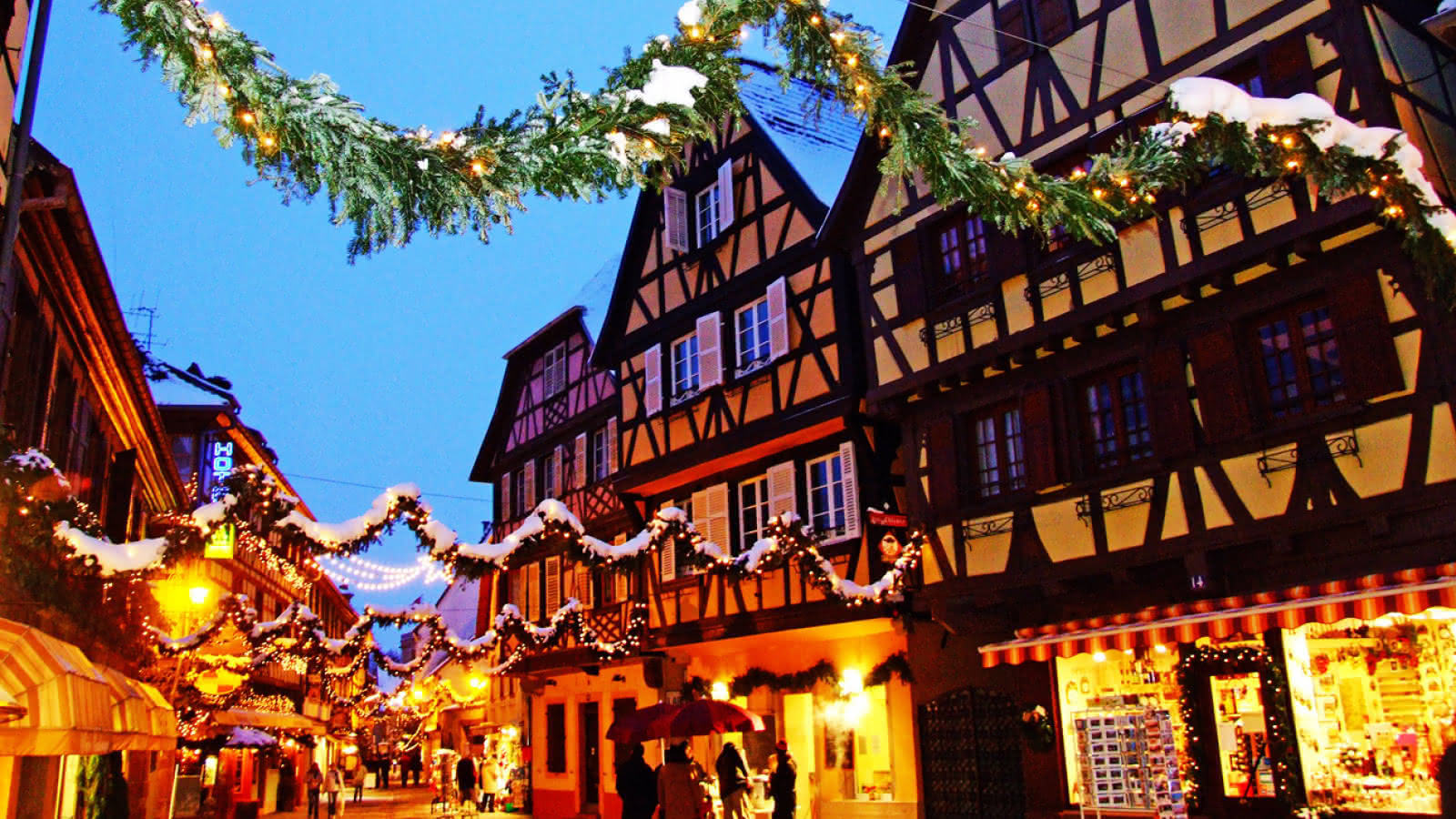 https://mdw-travel-data-us-east-1.s3.amazonaws.com/img/country/France/Obernai-Christmas-Market/img_04.jpg