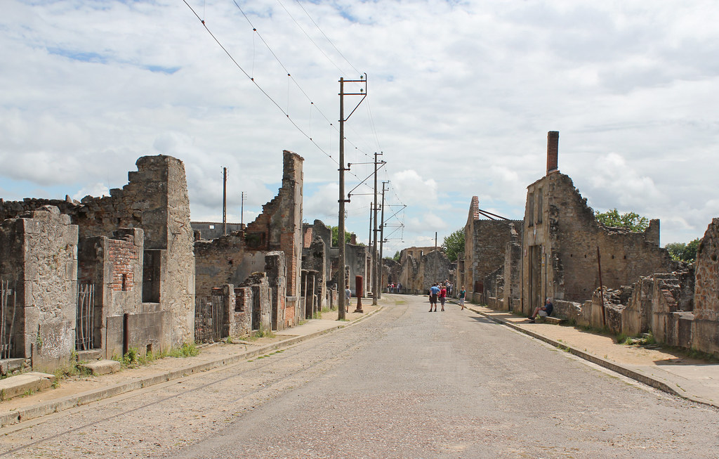 https://mdw-travel-data-us-east-1.s3.amazonaws.com/img/country/France/Oradour-sur-Glane/img_01.jpg