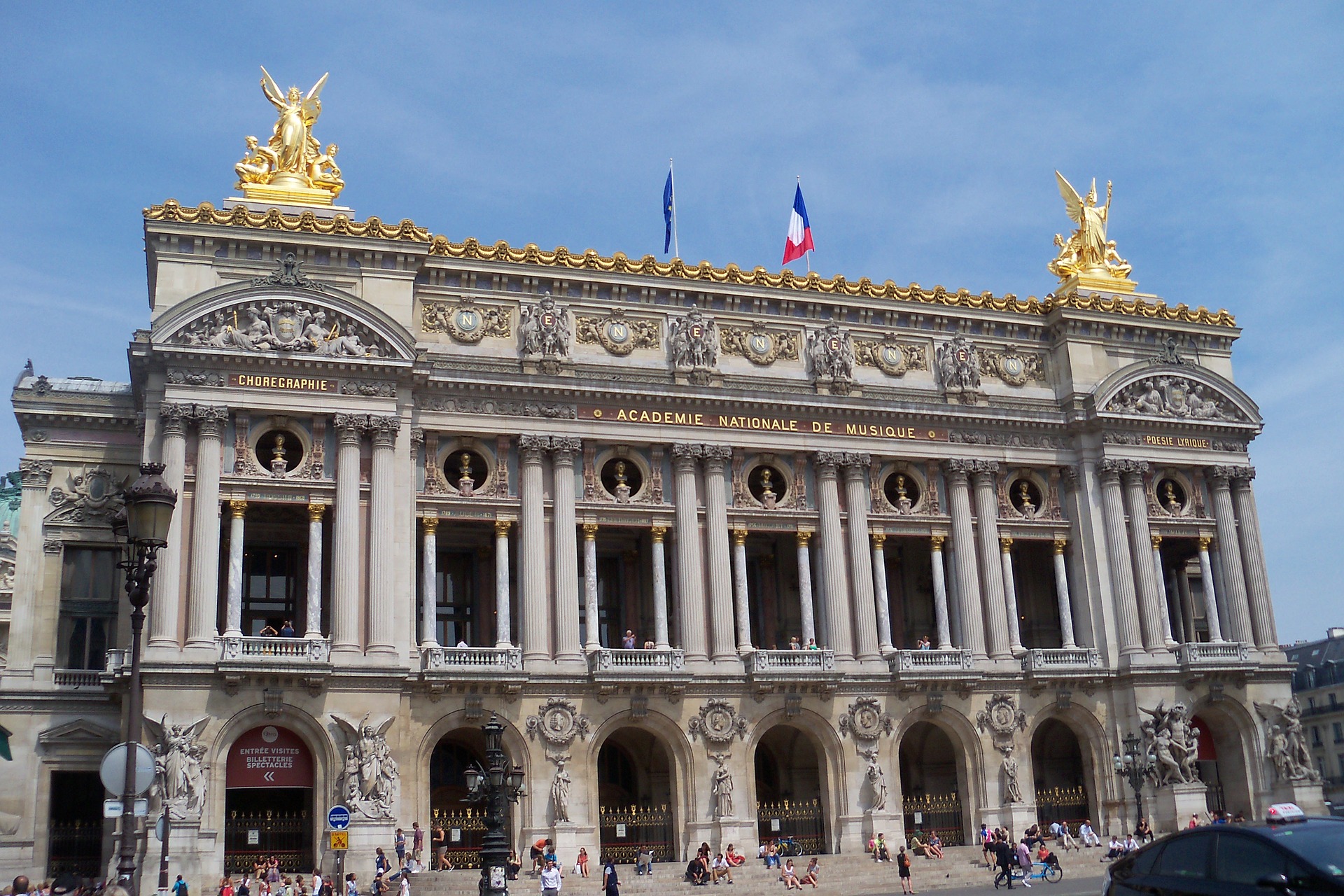 https://mdw-travel-data-us-east-1.s3.amazonaws.com/img/country/France/Palais-Garnier/img_00.jpg