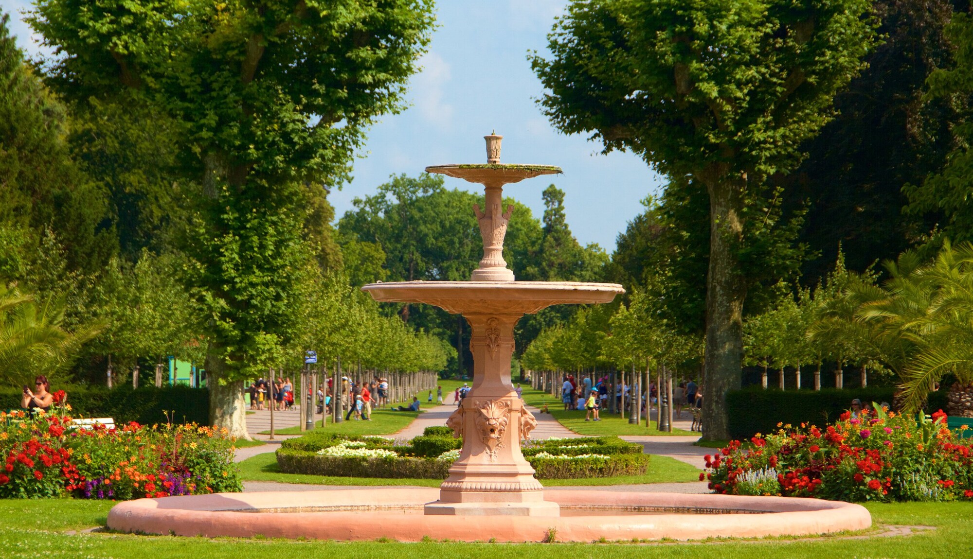 https://mdw-travel-data-us-east-1.s3.amazonaws.com/img/country/France/Parc-de-lOrangerie/img_03.jpg
