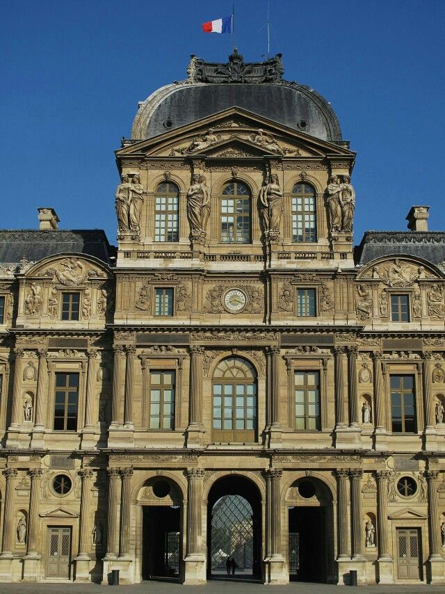 https://mdw-travel-data-us-east-1.s3.amazonaws.com/img/country/France/Pavillon-de-lHorloge/img_05.jpg