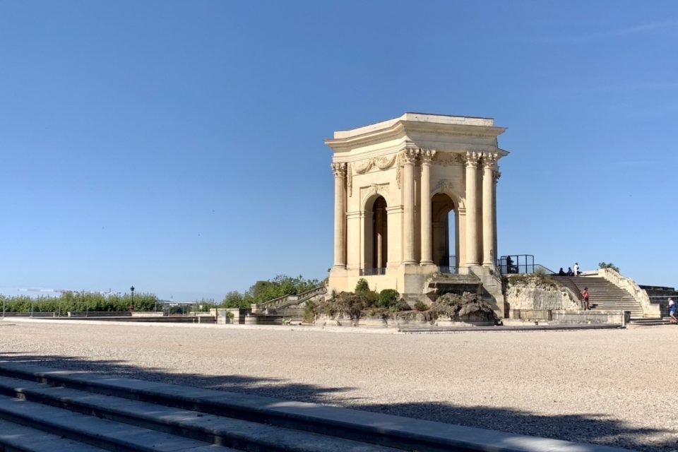 https://mdw-travel-data-us-east-1.s3.amazonaws.com/img/country/France/Place-Royale-du-Peyrou/img_04.jpg