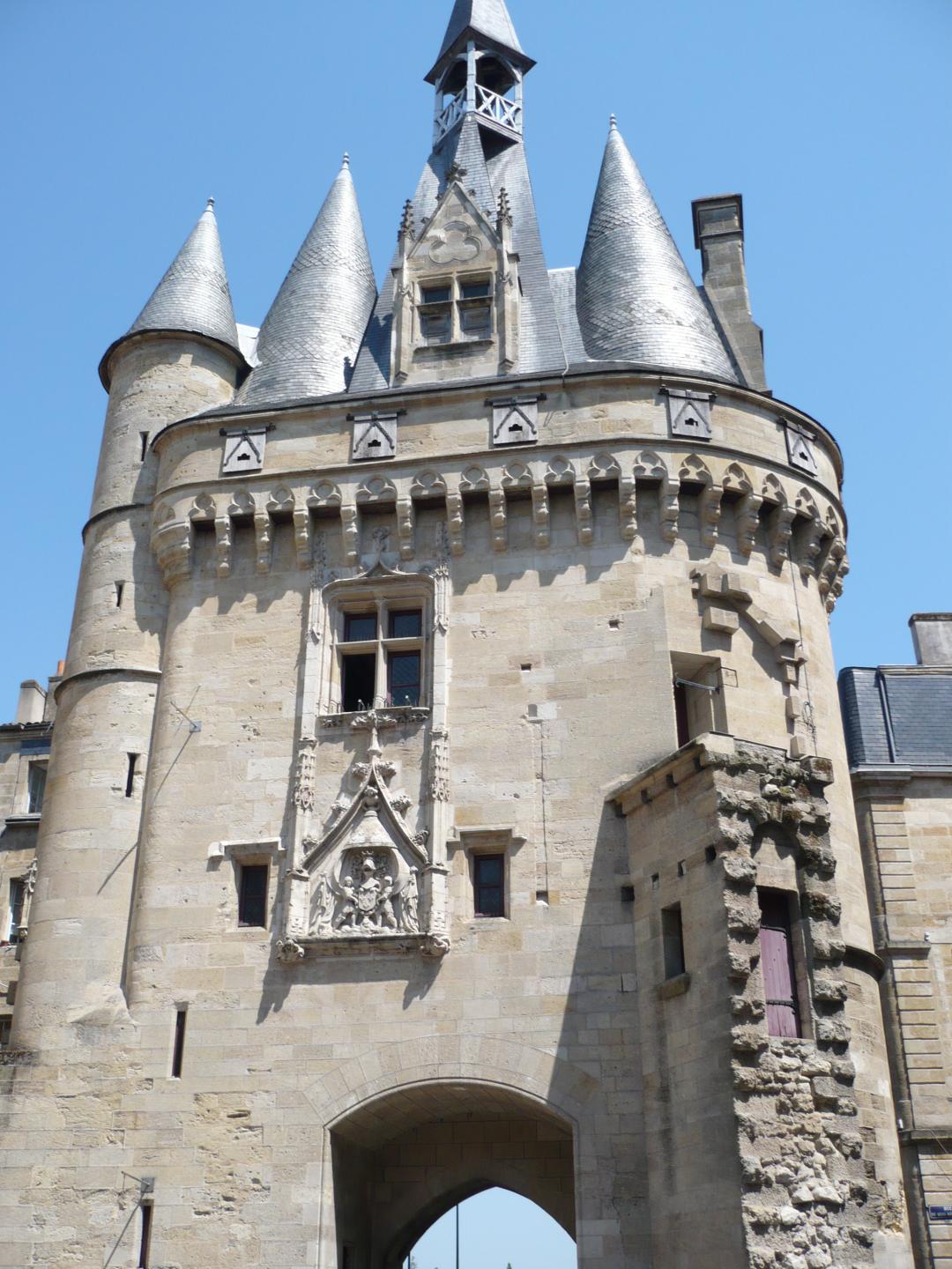 https://mdw-travel-data-us-east-1.s3.amazonaws.com/img/country/France/Porte-Cailhau/img_00.jpg
