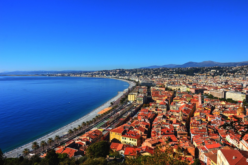 https://mdw-travel-data-us-east-1.s3.amazonaws.com/img/country/France/Promenade-des-Anglais/img_02.jpg