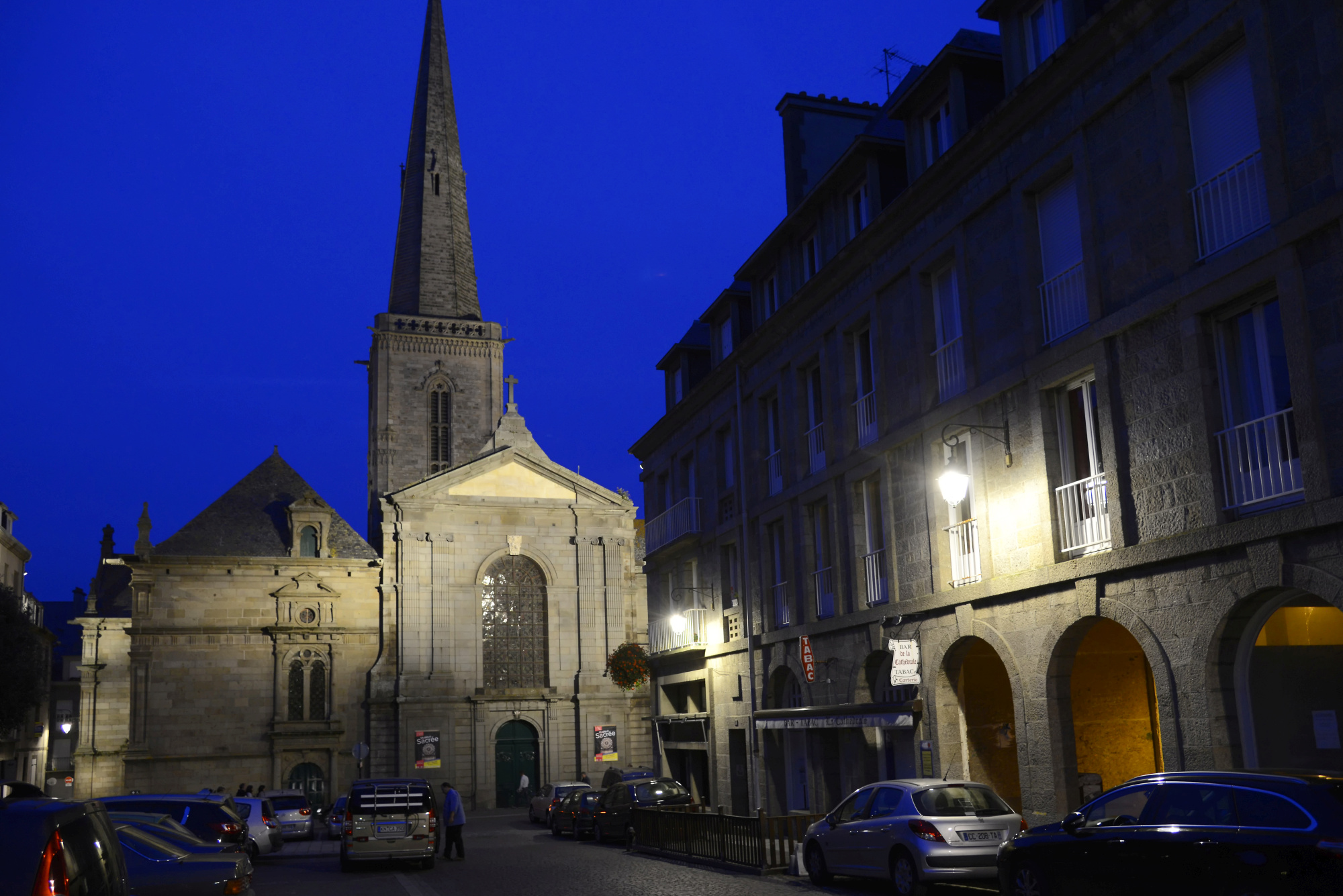 https://mdw-travel-data-us-east-1.s3.amazonaws.com/img/country/France/Saint-Malo-Cathedral/img_04.jpg