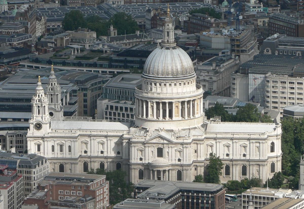 https://mdw-travel-data-us-east-1.s3.amazonaws.com/img/country/France/Saint-Pauls-Church/img_02.jpg