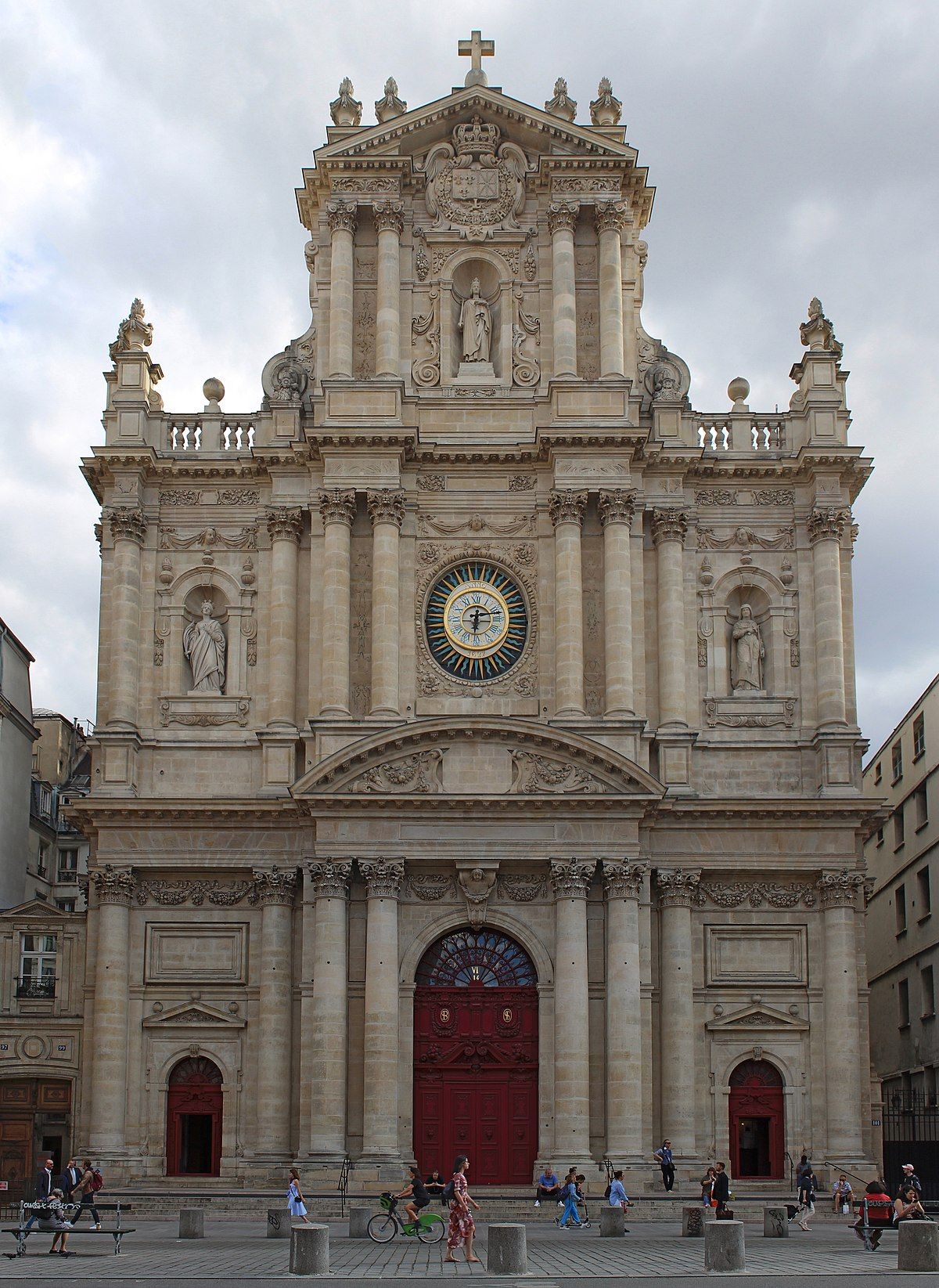 https://mdw-travel-data-us-east-1.s3.amazonaws.com/img/country/France/Saint-Pauls-Church/img_03.jpg