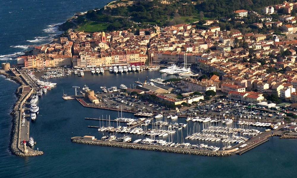 https://mdw-travel-data-us-east-1.s3.amazonaws.com/img/country/France/Saint-Tropez-Port/img_03.jpg