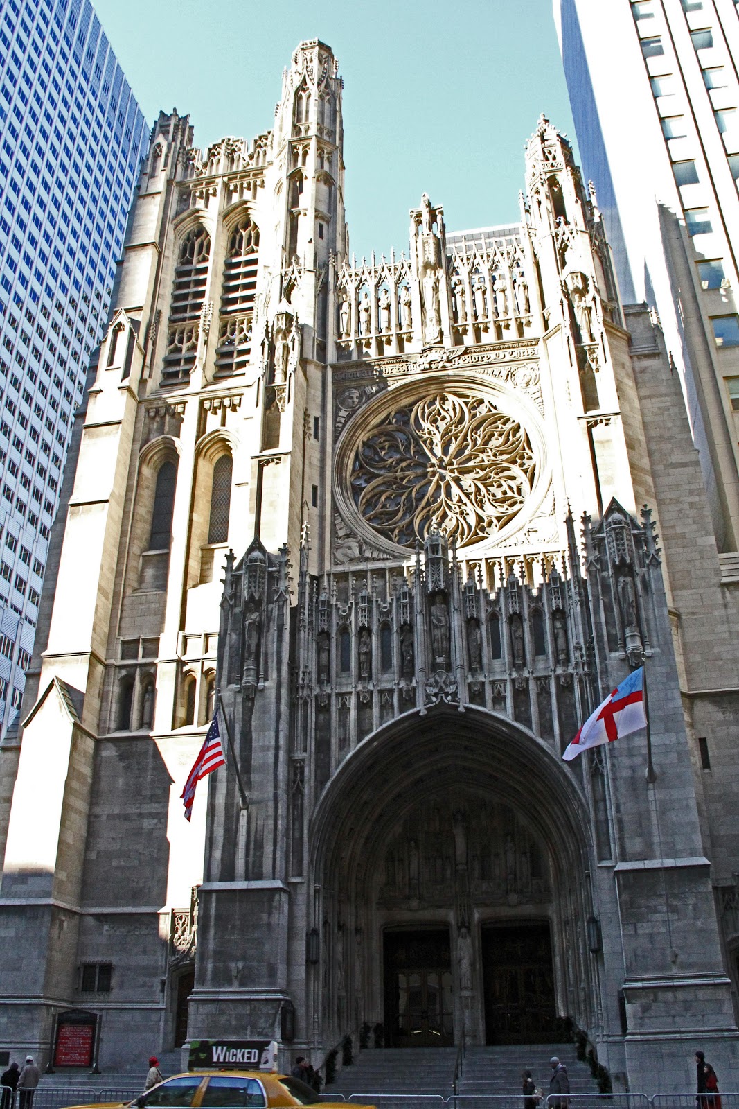 https://mdw-travel-data-us-east-1.s3.amazonaws.com/img/country/France/St-Thomas-Church/img_02.jpg