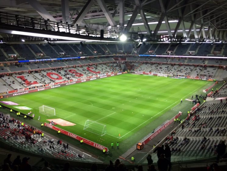 https://mdw-travel-data-us-east-1.s3.amazonaws.com/img/country/France/Stade-Pierre-Mauroy/img_05.jpg