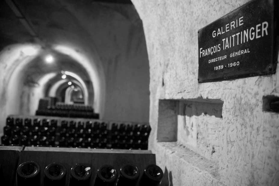 https://mdw-travel-data-us-east-1.s3.amazonaws.com/img/country/France/Taittinger-Cellars/img_02.jpg