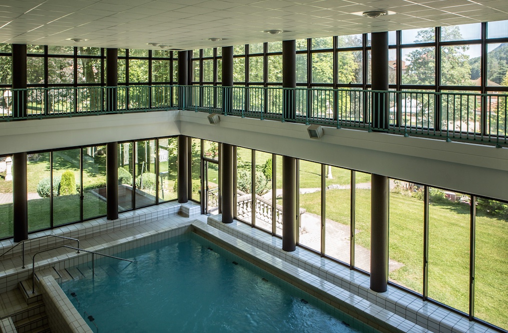 https://mdw-travel-data-us-east-1.s3.amazonaws.com/img/country/France/Thermal-Baths-of-Allevard/img_01.jpg