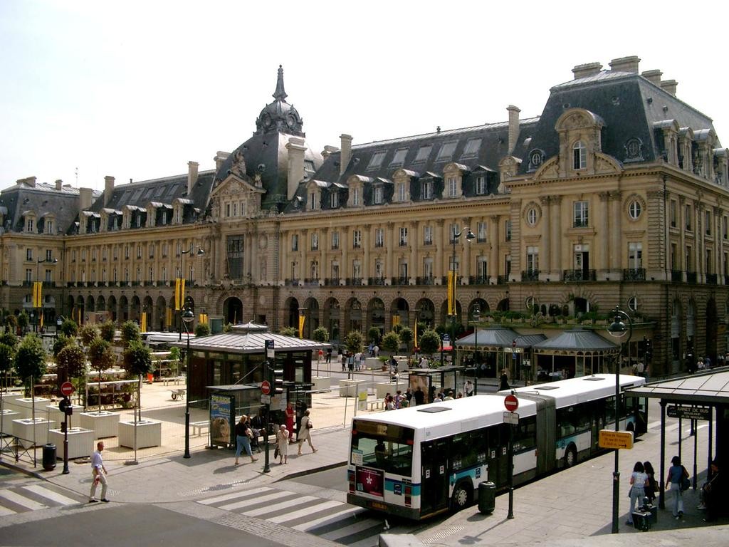 https://mdw-travel-data-us-east-1.s3.amazonaws.com/img/country/France/University-of-Rennes-2/img_02.jpg