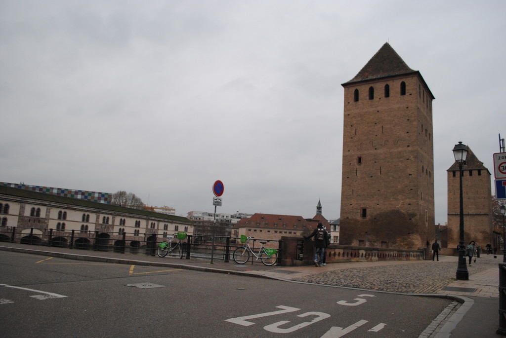 https://mdw-travel-data-us-east-1.s3.amazonaws.com/img/country/France/Vauban-Dam/img_02.jpg