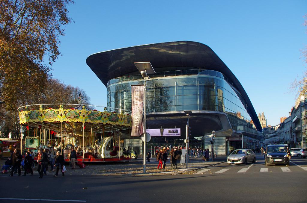 https://mdw-travel-data-us-east-1.s3.amazonaws.com/img/country/France/Vinci-International-Convention-Centre/img_03.jpg