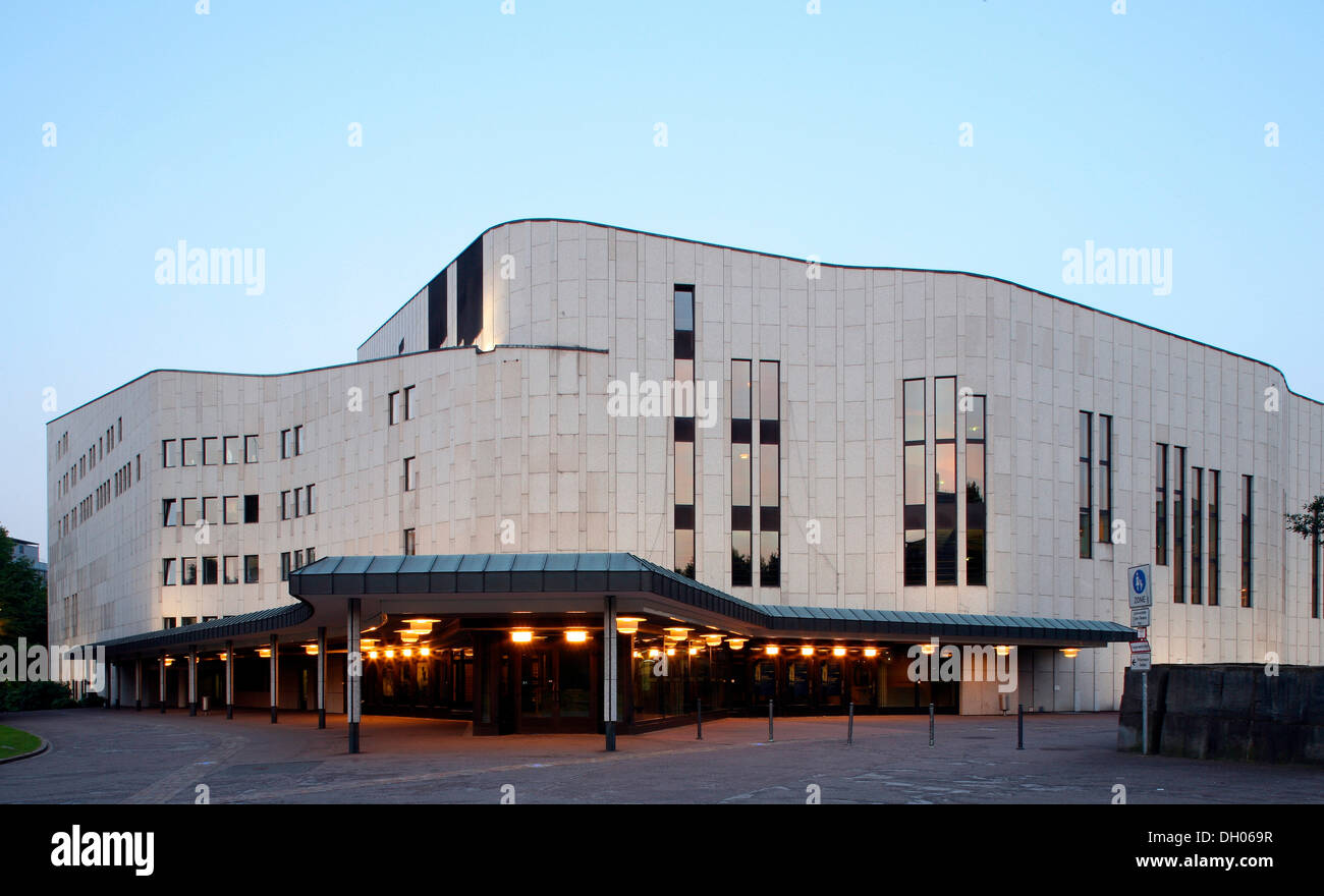 https://mdw-travel-data-us-east-1.s3.amazonaws.com/img/country/Germany/Aalto-Theatre/img_02.jpg