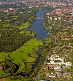 https://mdw-travel-data-us-east-1.s3.amazonaws.com/img/country/Germany/Aasee/img_03.jpg