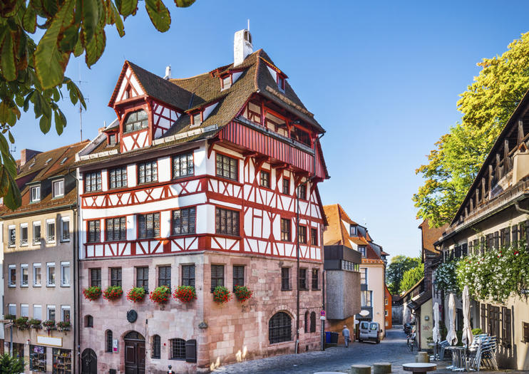 https://mdw-travel-data-us-east-1.s3.amazonaws.com/img/country/Germany/Albrecht-Durers-House/img_01.jpg