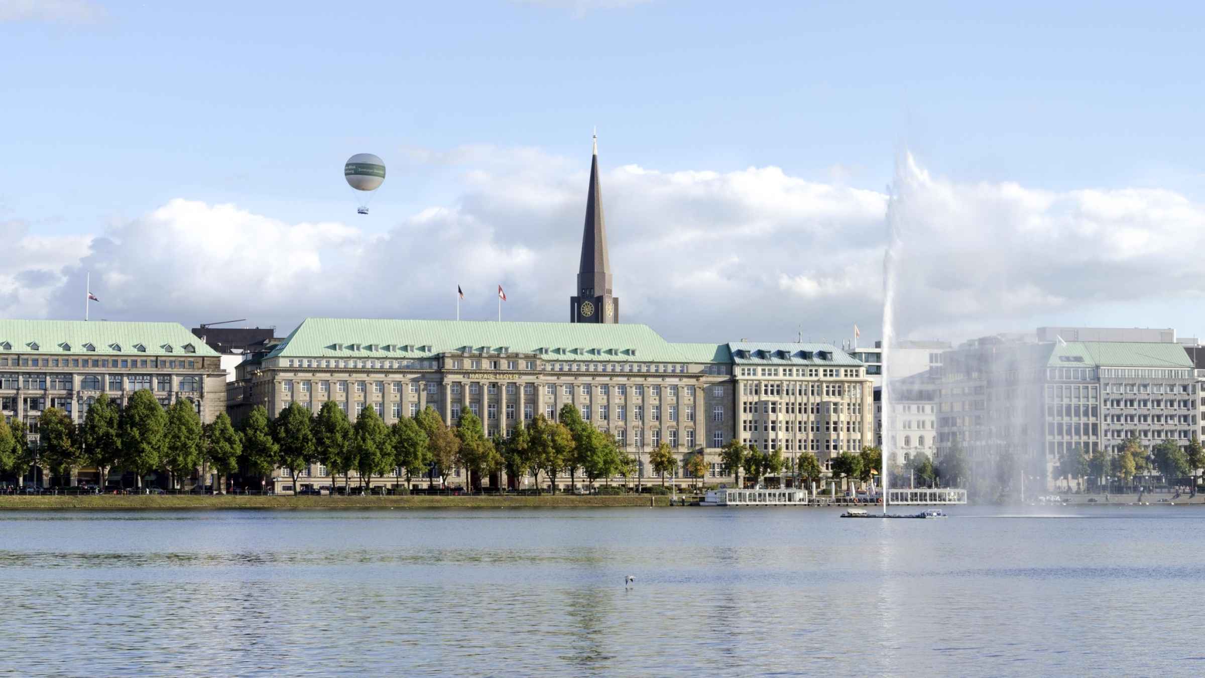 https://mdw-travel-data-us-east-1.s3.amazonaws.com/img/country/Germany/Alster-Lakes/img_02.jpg