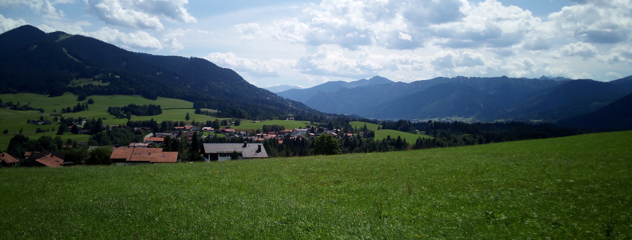 https://mdw-travel-data-us-east-1.s3.amazonaws.com/img/country/Germany/Ammergau-Alps/img_03.jpg