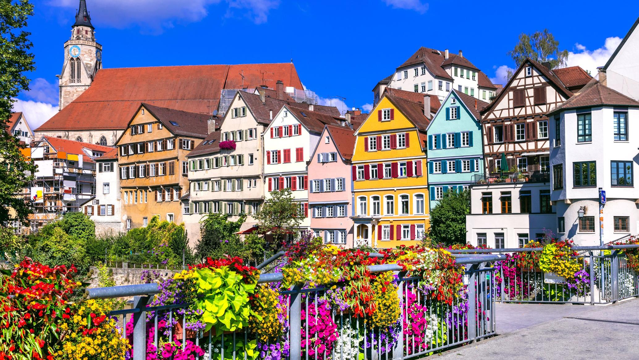 https://mdw-travel-data-us-east-1.s3.amazonaws.com/img/country/Germany/Baden-Baden/img_01.jpg