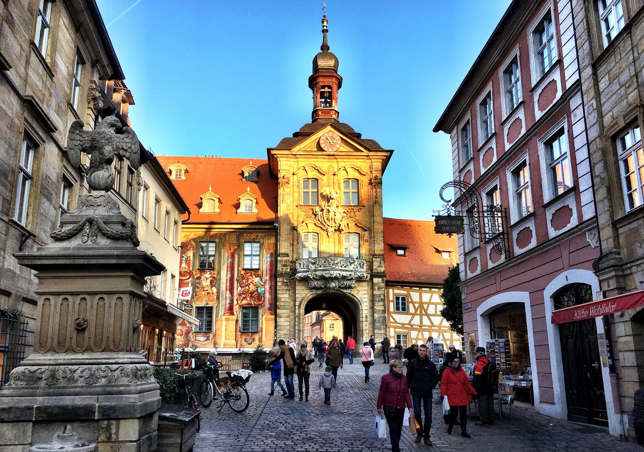 https://mdw-travel-data-us-east-1.s3.amazonaws.com/img/country/Germany/Bamberg/img_03.jpg
