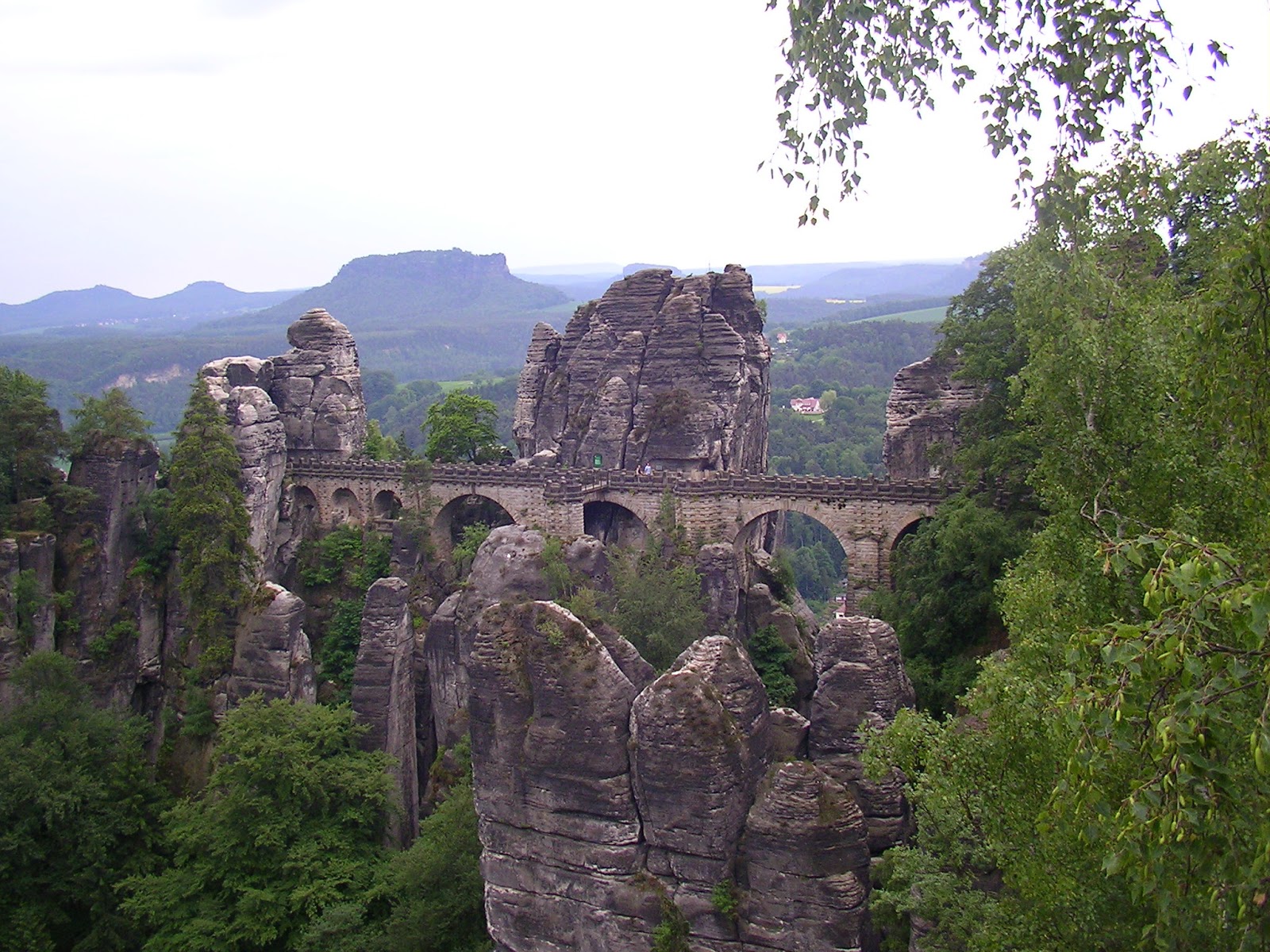 https://mdw-travel-data-us-east-1.s3.amazonaws.com/img/country/Germany/Bastei-Bridge/img_03.jpg