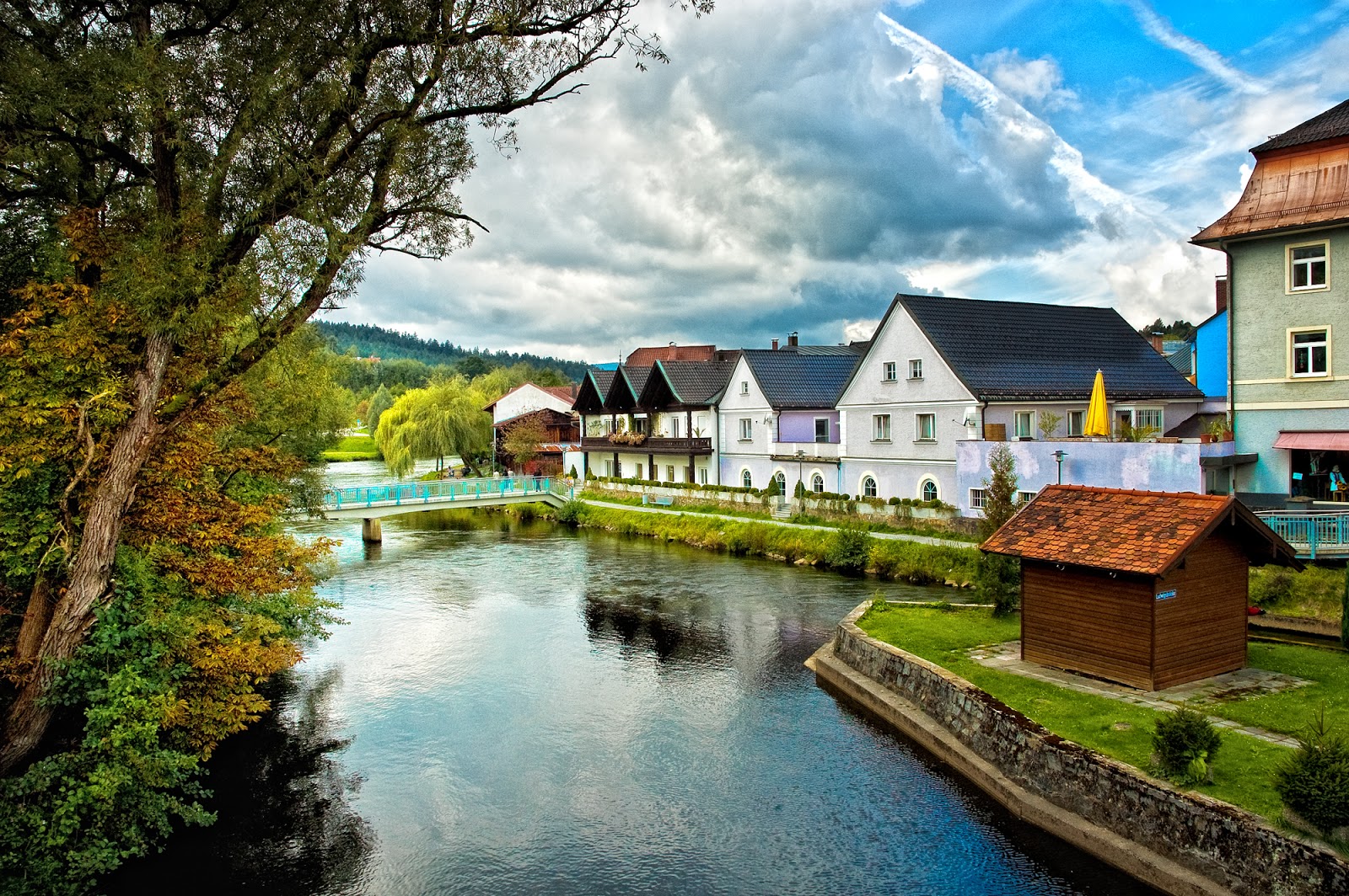 https://mdw-travel-data-us-east-1.s3.amazonaws.com/img/country/Germany/Bavarian-Forest-National-Park/img_02.jpg