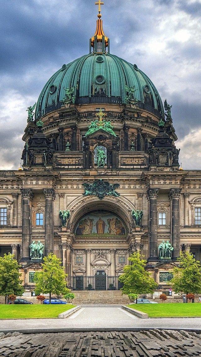 https://mdw-travel-data-us-east-1.s3.amazonaws.com/img/country/Germany/Berlin-Cathedral/img_02.jpg
