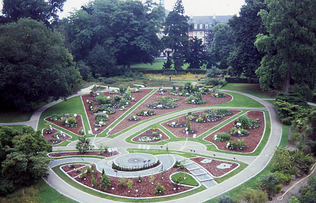 https://mdw-travel-data-us-east-1.s3.amazonaws.com/img/country/Germany/Botanical-Garden-Munster/img_01.jpg