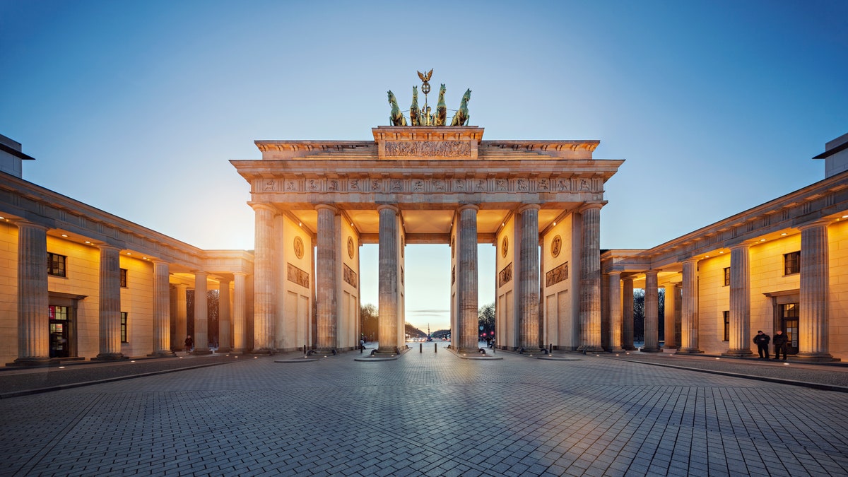 https://mdw-travel-data-us-east-1.s3.amazonaws.com/img/country/Germany/Brandenburg-Technical-University/img_02.jpg