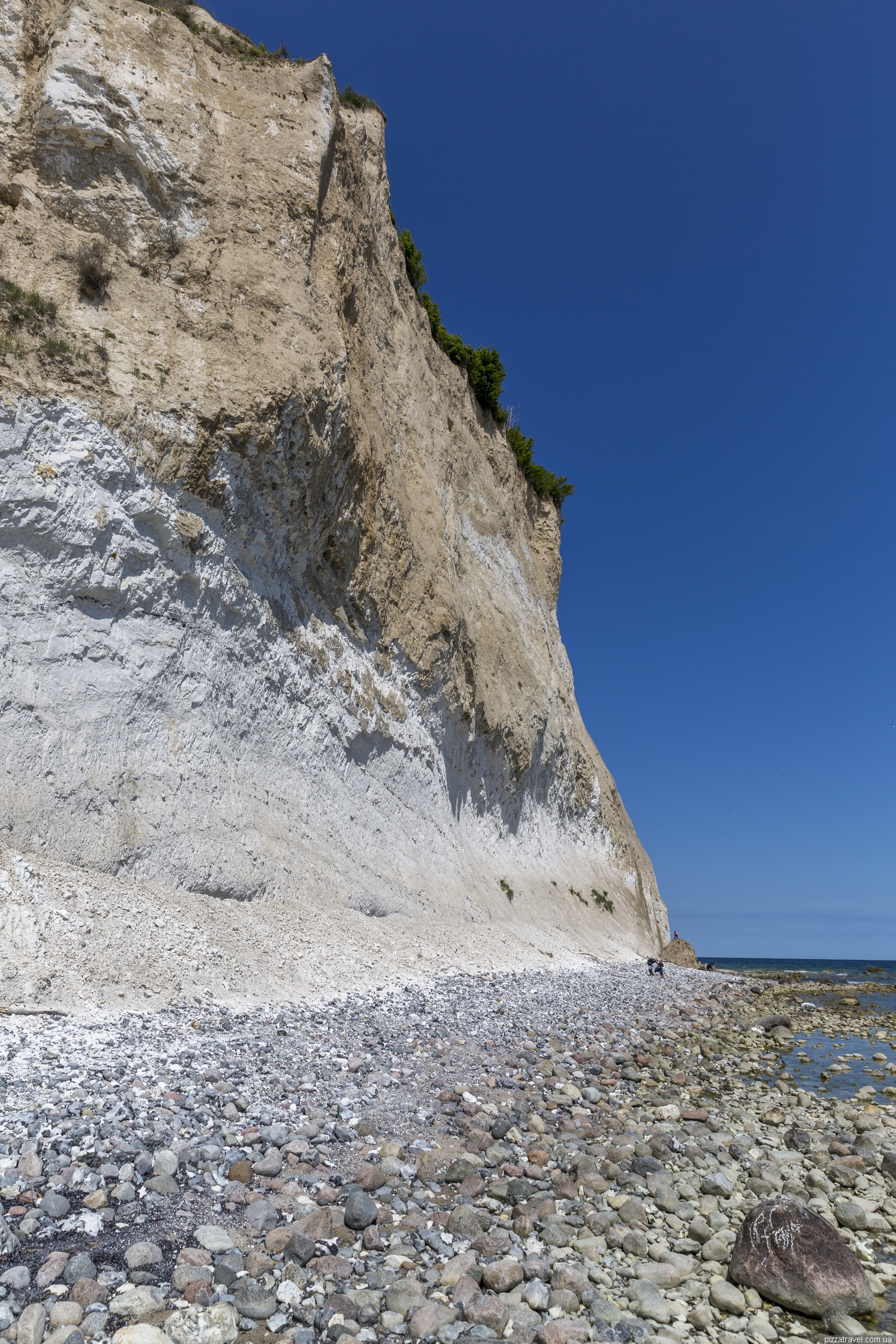 https://mdw-travel-data-us-east-1.s3.amazonaws.com/img/country/Germany/Cape-Arkona/img_03.jpg