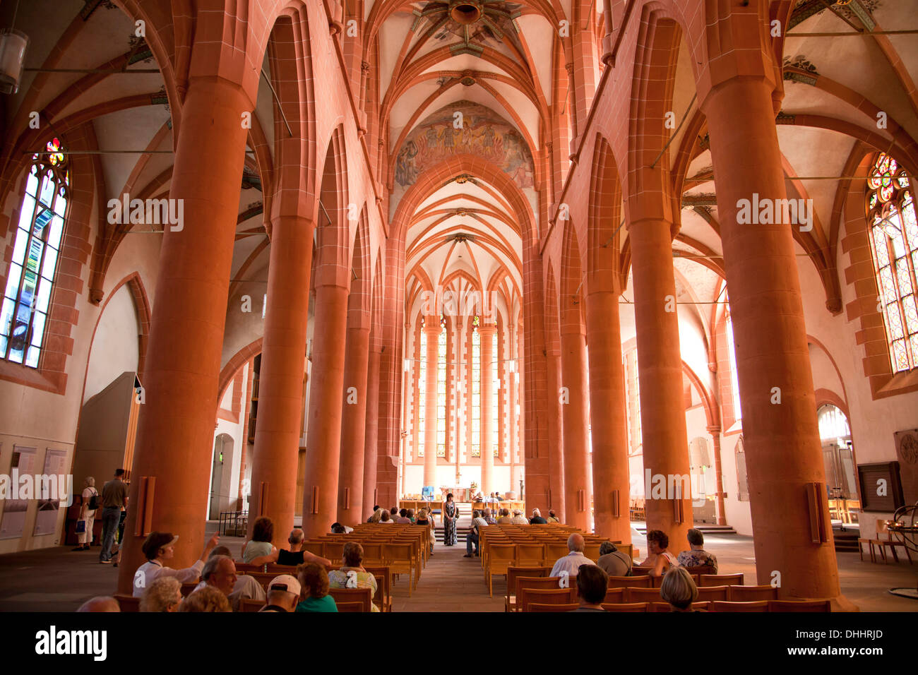 https://mdw-travel-data-us-east-1.s3.amazonaws.com/img/country/Germany/Church-of-the-Holy-Spirit-Heiliggeistkirche/img_01.jpg
