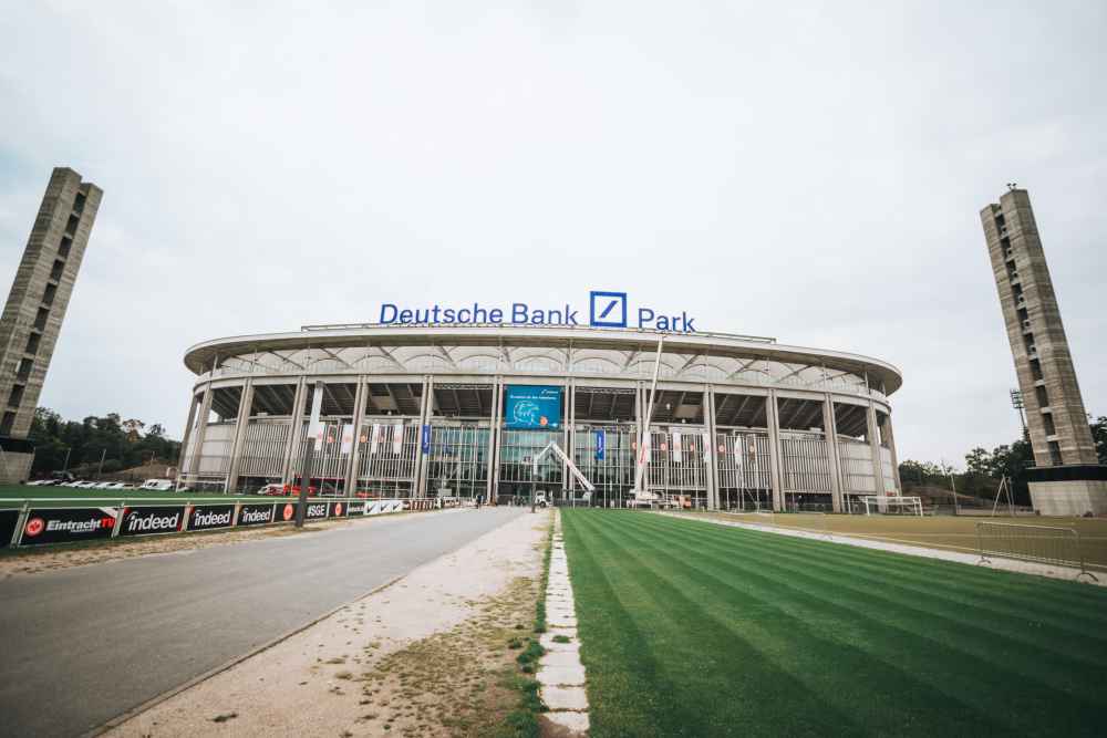 https://mdw-travel-data-us-east-1.s3.amazonaws.com/img/country/Germany/Deutsche-Bank-Park/img_03.jpg
