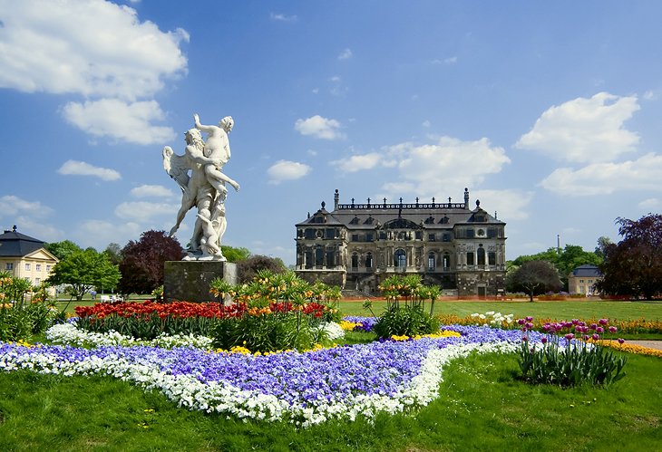 https://mdw-travel-data-us-east-1.s3.amazonaws.com/img/country/Germany/Dresden-Botanical-Garden/img_02.jpg