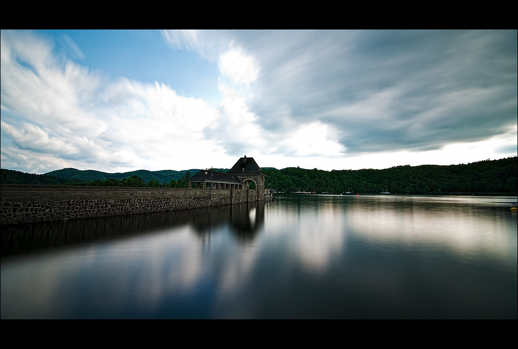 https://mdw-travel-data-us-east-1.s3.amazonaws.com/img/country/Germany/Edersee-Dam/img_03.jpg