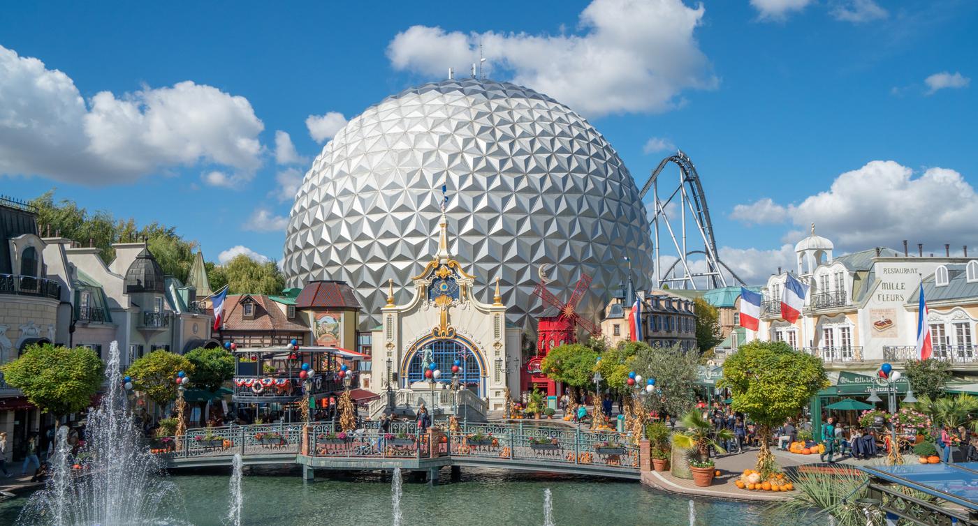 https://mdw-travel-data-us-east-1.s3.amazonaws.com/img/country/Germany/Europapark/img_01.jpg