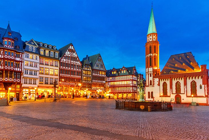 https://mdw-travel-data-us-east-1.s3.amazonaws.com/img/country/Germany/Frankfurt-Cathedral/img_02.jpg