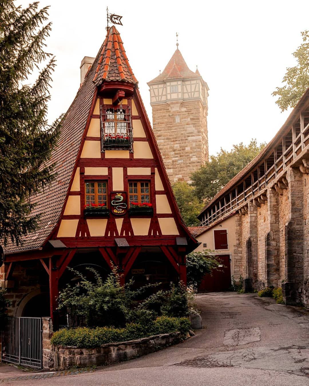 https://mdw-travel-data-us-east-1.s3.amazonaws.com/img/country/Germany/Gerlachschmiede/img_03.jpg