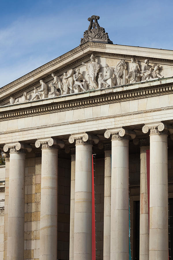 https://mdw-travel-data-us-east-1.s3.amazonaws.com/img/country/Germany/Glyptothek/img_01.jpg