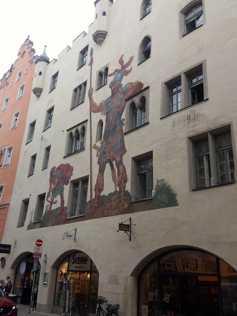 https://mdw-travel-data-us-east-1.s3.amazonaws.com/img/country/Germany/Goliath-House/img_01.jpg
