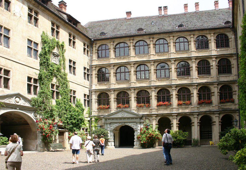 https://mdw-travel-data-us-east-1.s3.amazonaws.com/img/country/Germany/Heiligenberg/img_01.jpg