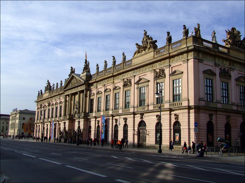 https://mdw-travel-data-us-east-1.s3.amazonaws.com/img/country/Germany/Historisches-Museum/img_03.jpg