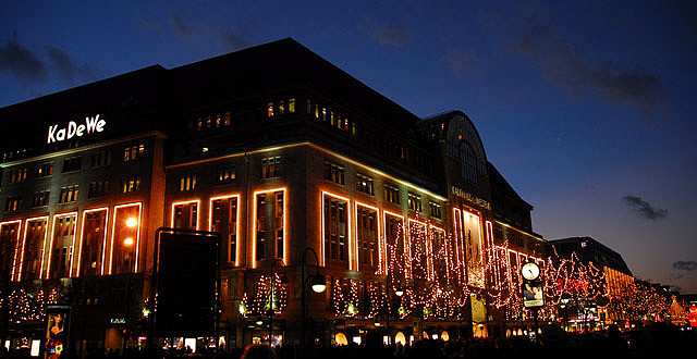 https://mdw-travel-data-us-east-1.s3.amazonaws.com/img/country/Germany/Kennedyplatz/img_03.jpg