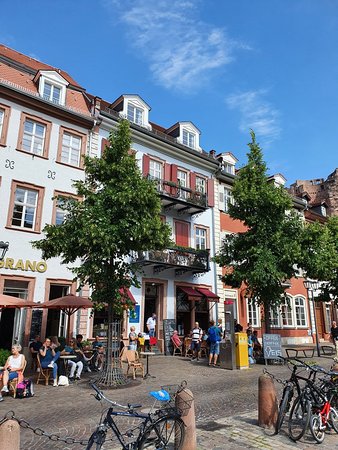 https://mdw-travel-data-us-east-1.s3.amazonaws.com/img/country/Germany/Kornmarkt/img_02.jpg